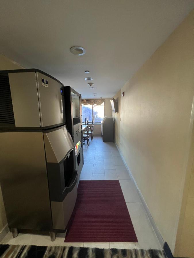Atlantic Motor Inn นิวยอร์ก ภายนอก รูปภาพ
